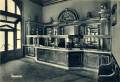 fig.C6 - L'interno
                    della farmacia intorno al 1960